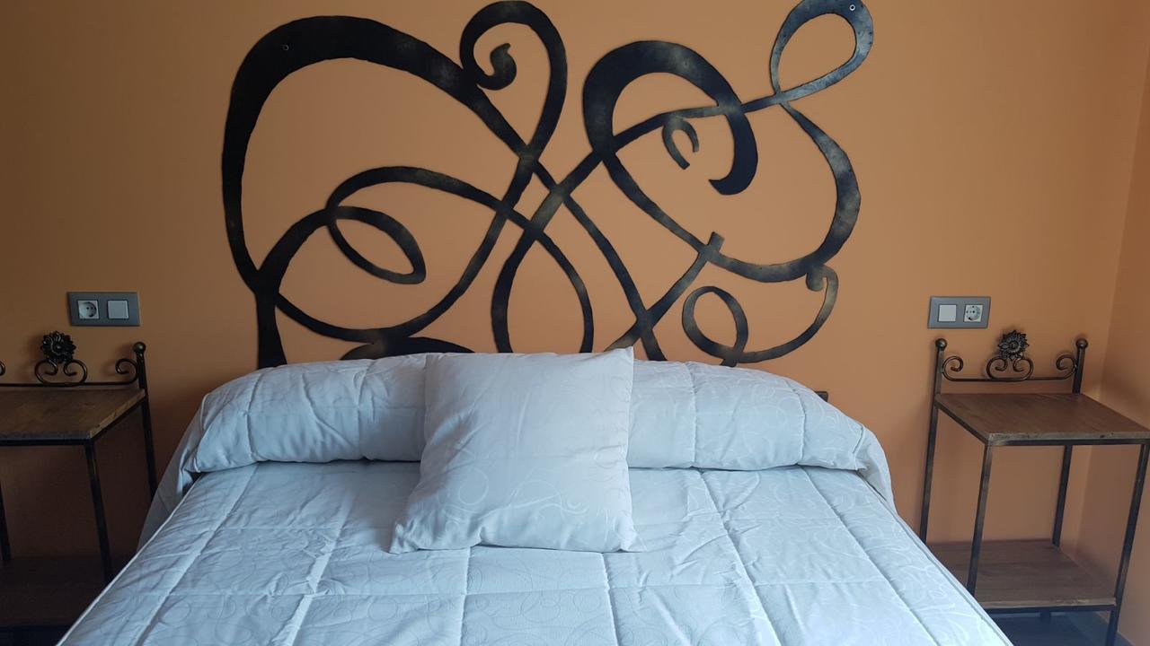 Apartamentos Numancia Garray ภายนอก รูปภาพ